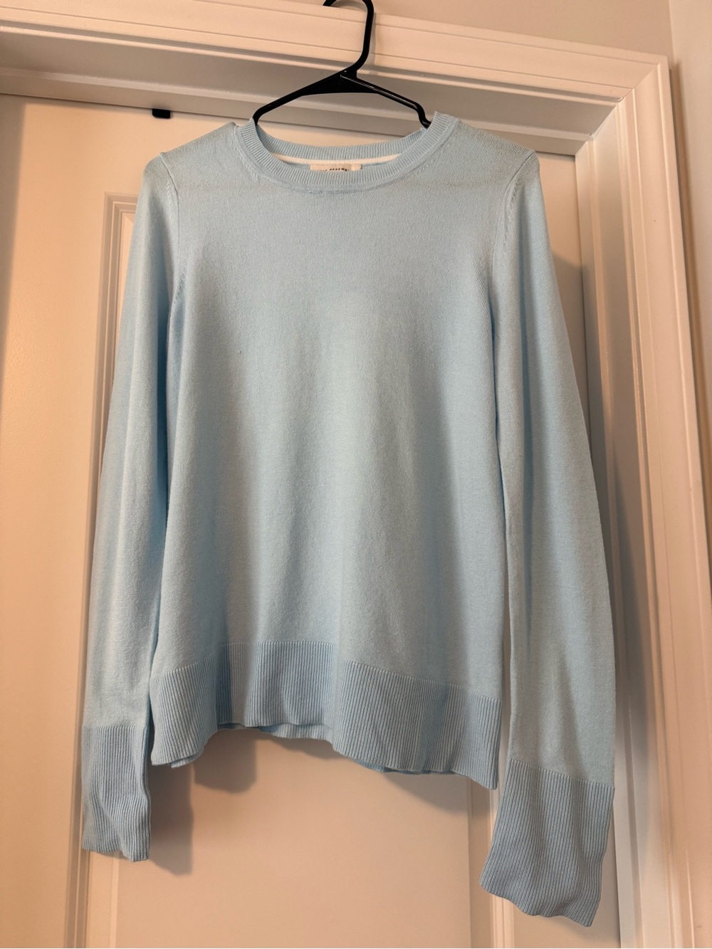 Free Assembly Light Blue Women's Crewneck Sweater